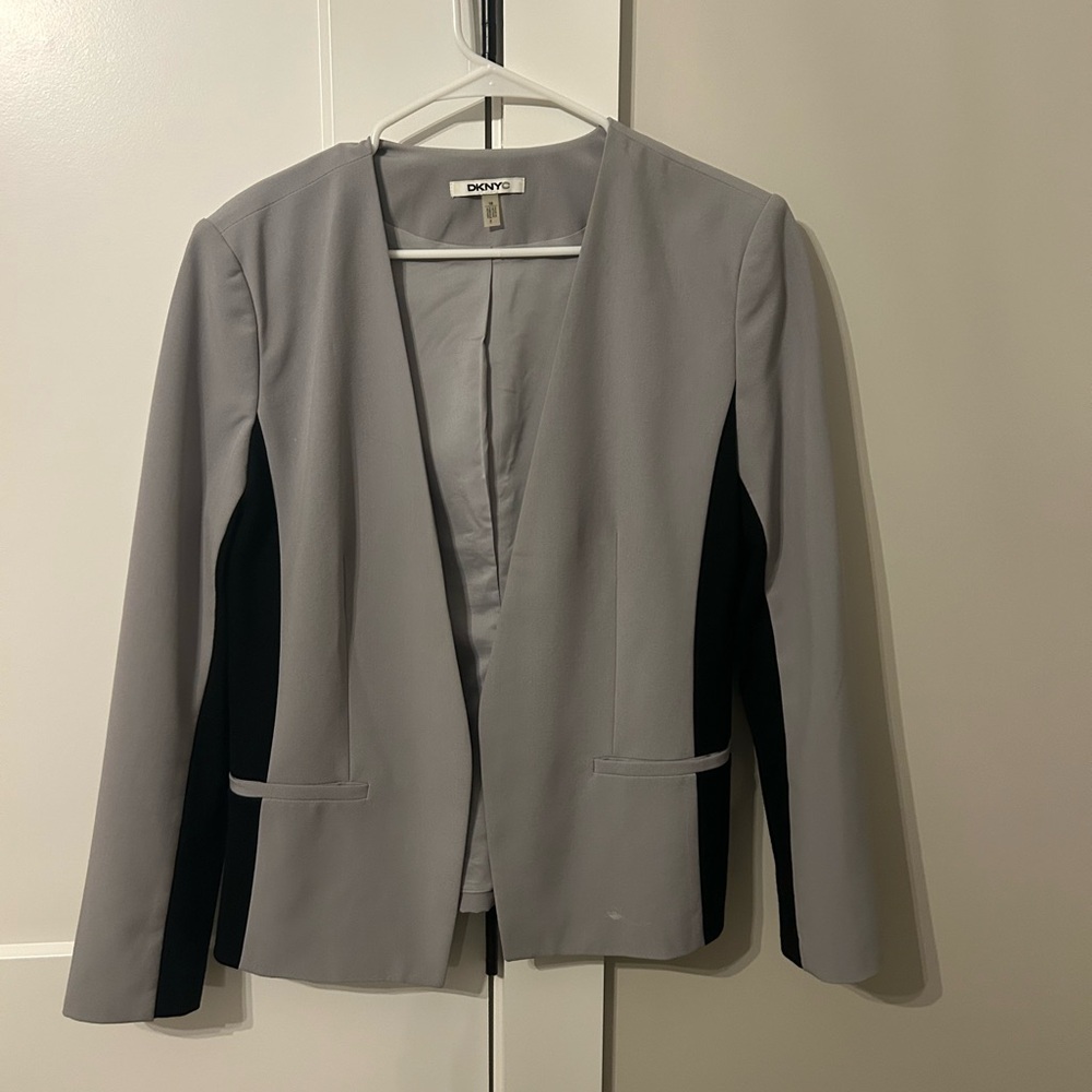 DKNYC Women's Gray and Black Blazer - Picture 2 of 5